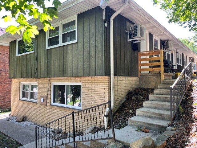 Photo - 770 University Ave Unit 5