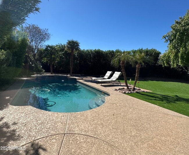 Building Photo - 4435 E Cathedral Rock Dr