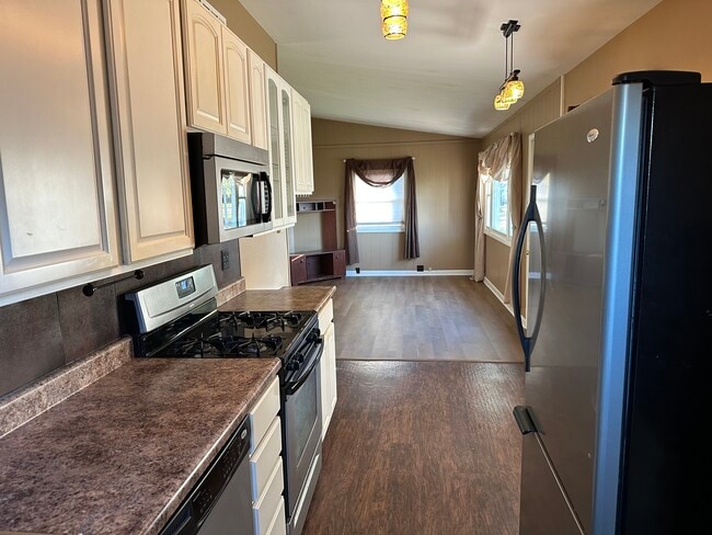 Kitchen looking into living room - 559 Fairview St
