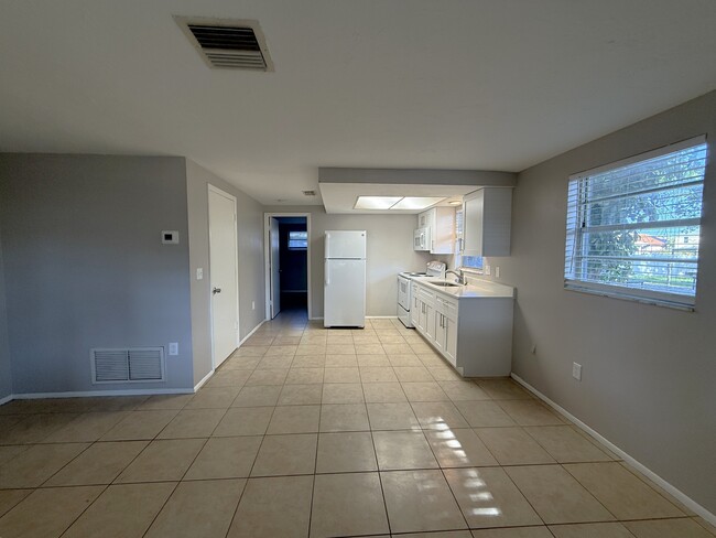 Photo - 611 Osceola Rd