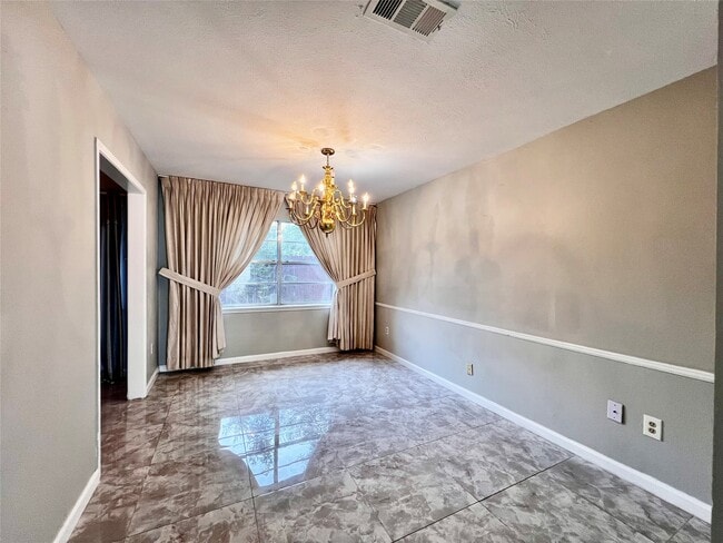Photo - 13819 Wickersham Ln