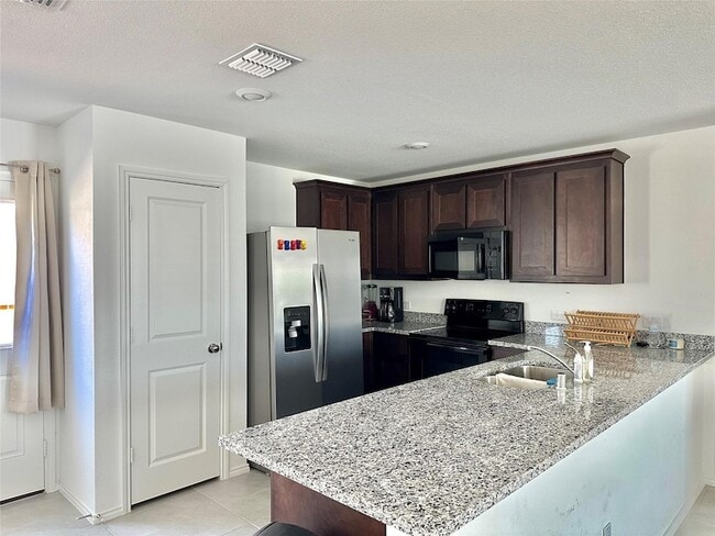 Photo - 6561 Alfalfa St