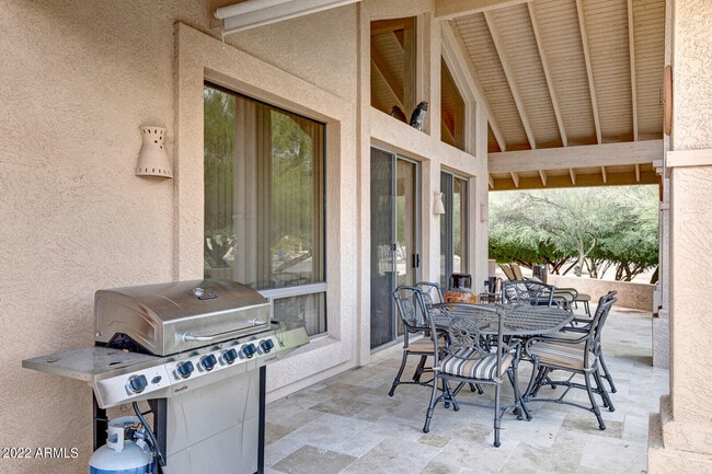25634 N Quail Haven Dr