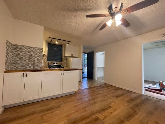Photo - 1 Bed / 1 Bath at University Court, directly across from UH Manoa. Unit 209