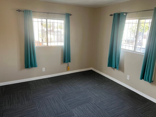 Bedroom 1 - 2218 Naomi Ave Unidad 1