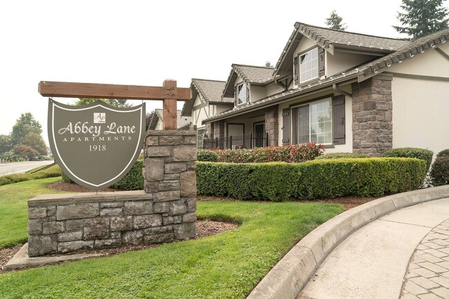 Apartments in University Place, Tacoma WA | Abbey Lane - Abbey Lane Apartments