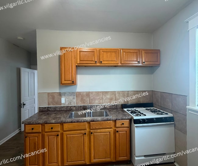 Photo - 3824 Fir St Unit 2nd floor