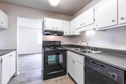 2BR, 2BA - 1,117SF