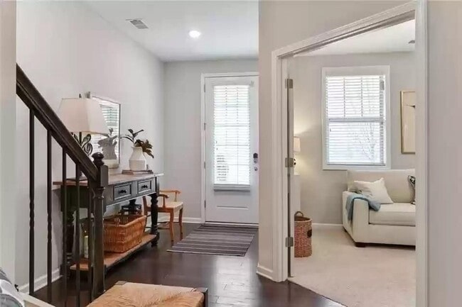 Photo - 523 Headwind Wy