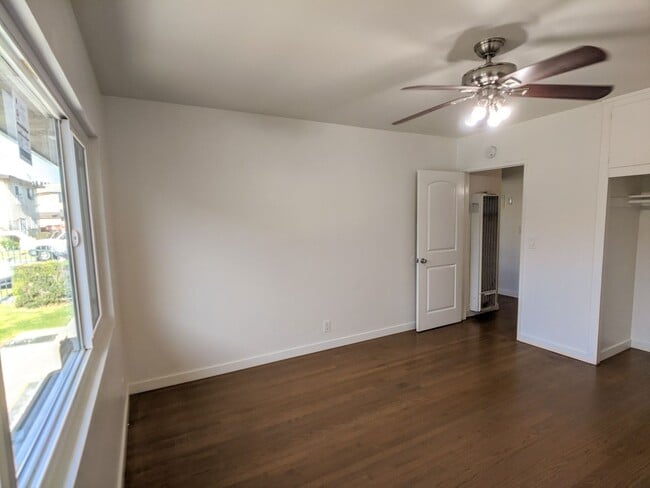 Photo - 3554 Brenton Ave Unidad 3554 Brenton #A