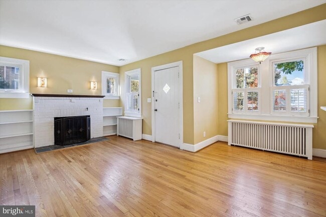 Photo - 1114 21st St S