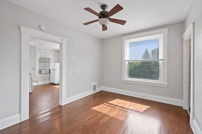 Photo - 2549 University Ct Unit 3