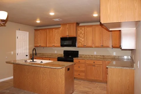 Photo - 5010 Gloster St