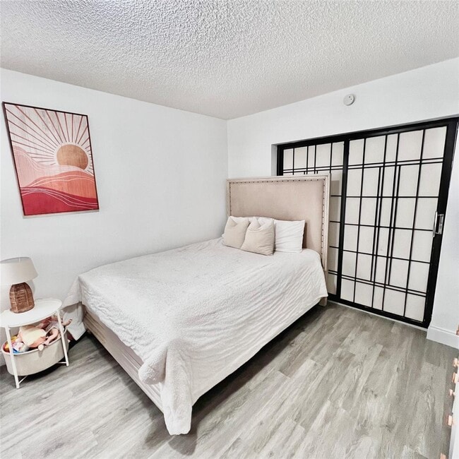 Photo - 23342 SW 54th Way