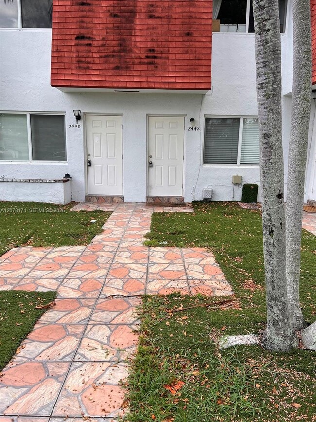 Building Photo - 2442 SW 58th St