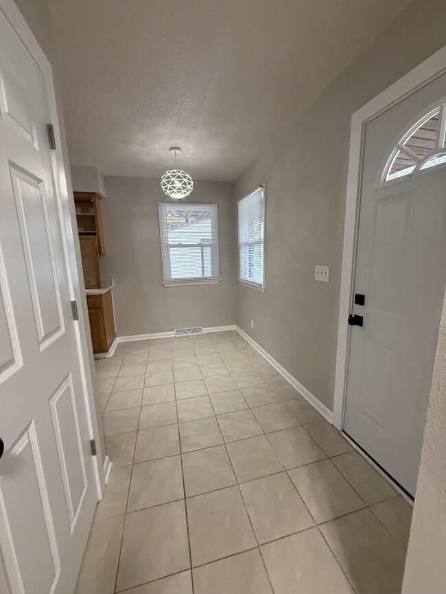 Photo - 3421 Fairlane Dr