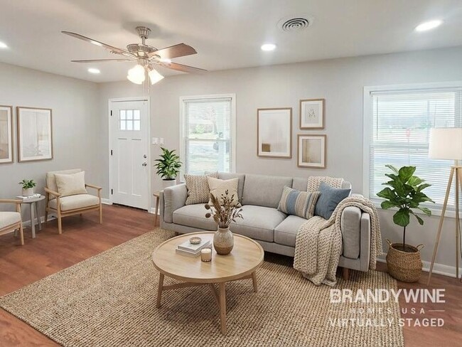 Photo - 1822 Dearing Rd