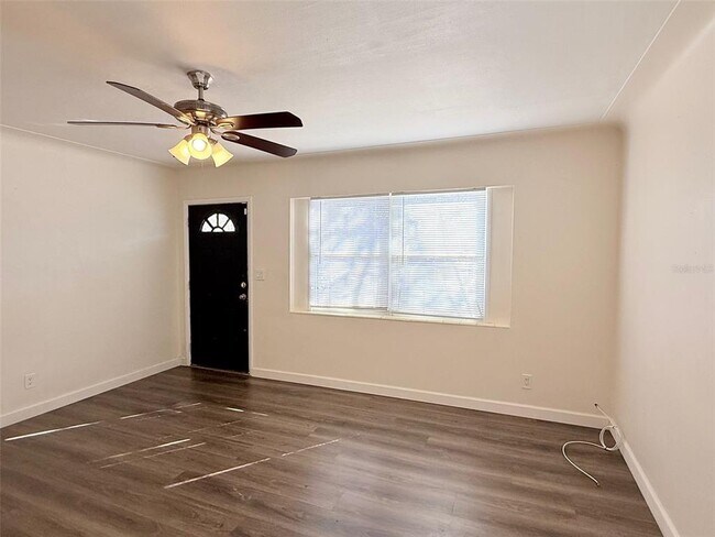 Photo - 1543 43rd St S