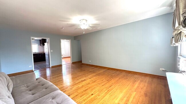 Photo - 6145 N Seeley Ave Unit 3B