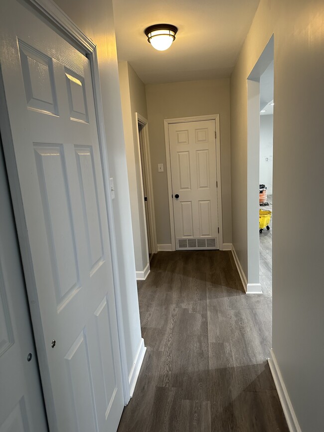 Hallway - 9215 S State St Unit 2