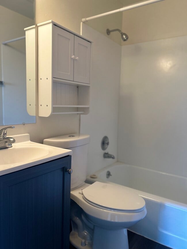 502 E Main/Eff