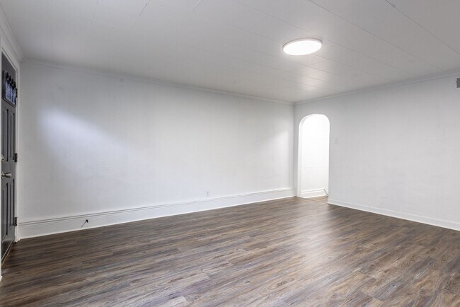 Photo - AVAILABLE April 2026 - Renovated Home in South Side Slopes w/ City Views!