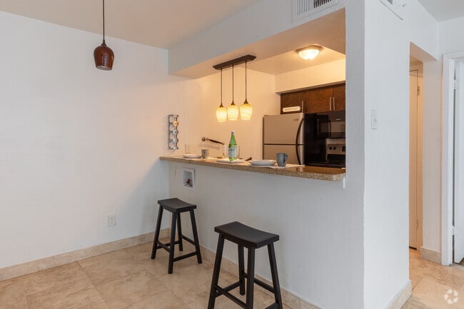 1BR, 1BA - 693SF - Kitchen
