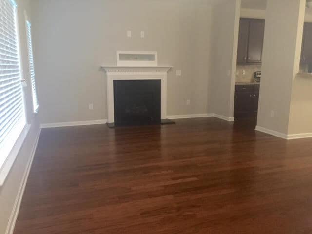 210 Watchmen Ln