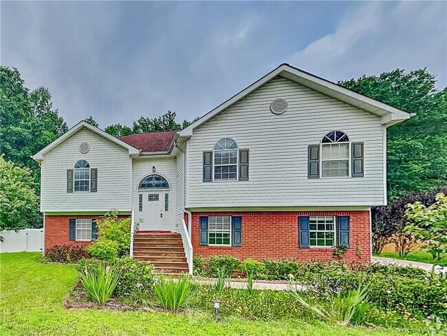 Building Photo - 1020 Declaration Ct Rental