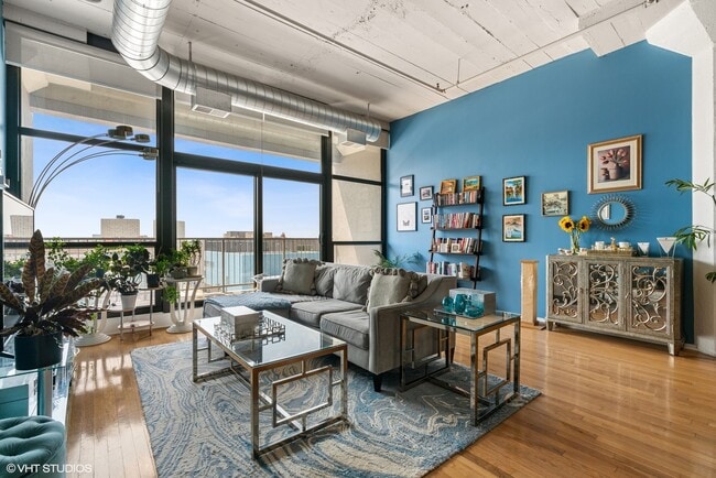 Photo - 1530 S State St Unit 519