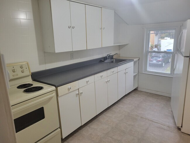 Photo - Nestled in the heart of historic Pictou Unit AptB