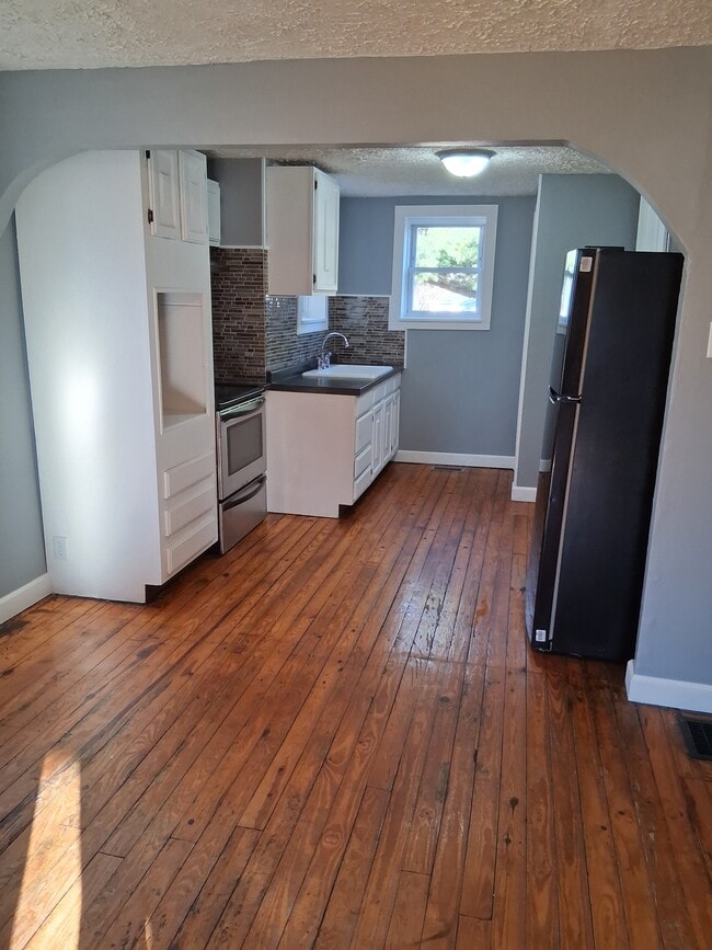 Photo - 2311 Hendricks St