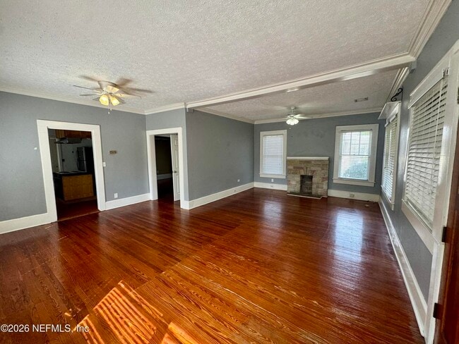 Photo - 1250 Dancy St