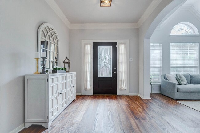 Photo - 1606 Barrington Hills Ln