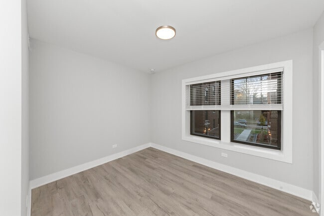 Building Photo - 1133 Oak Ave Unit 1137-W2 Rental