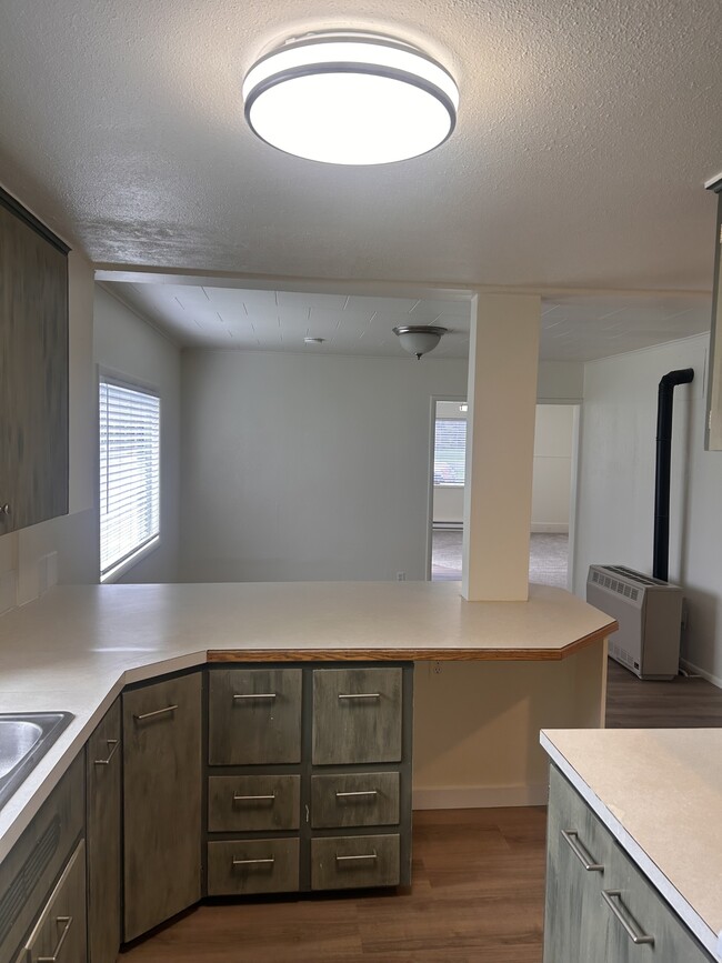 Building Photo - 6032 Portal Way