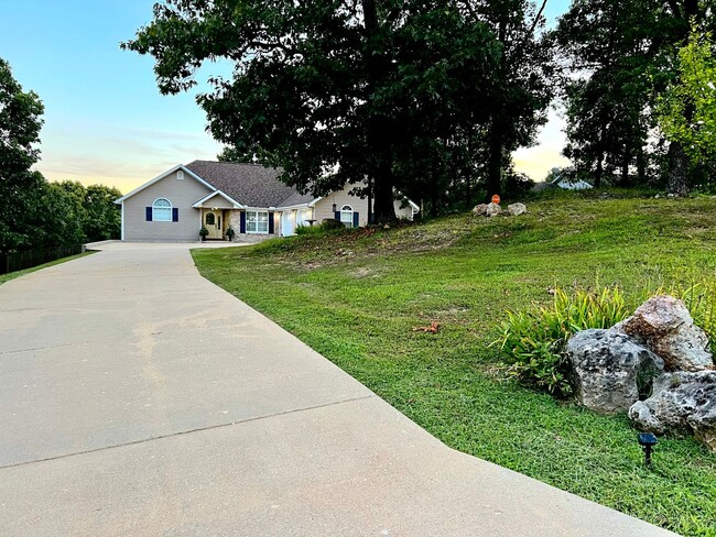 beautiful updated large home - beautiful updated large home