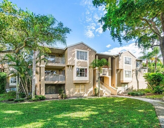 Photo - 1865 Palm Cove Blvd Unidad Verano