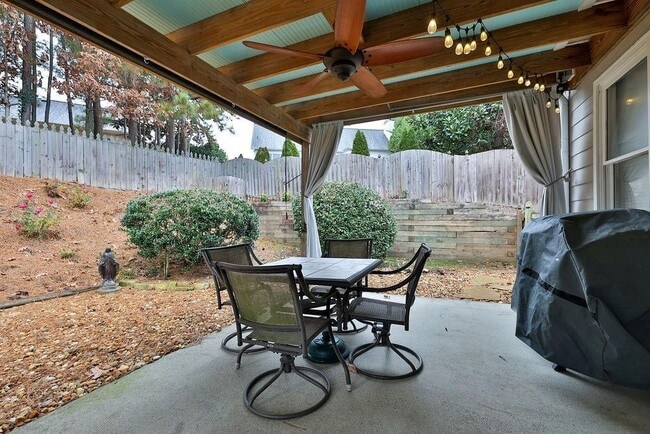 Photo - 1435 Lake Heights Cir