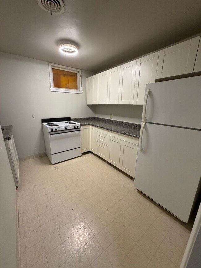 Photo - 1121 N 12th St Unit B