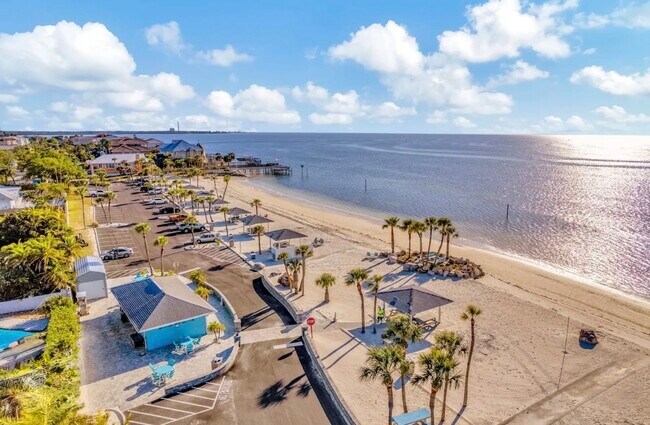5135 Gemstone Dr Unit Harbor Villa Beauty