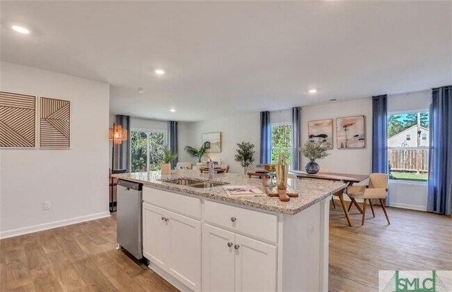 Photo - 477 Coconut Dr