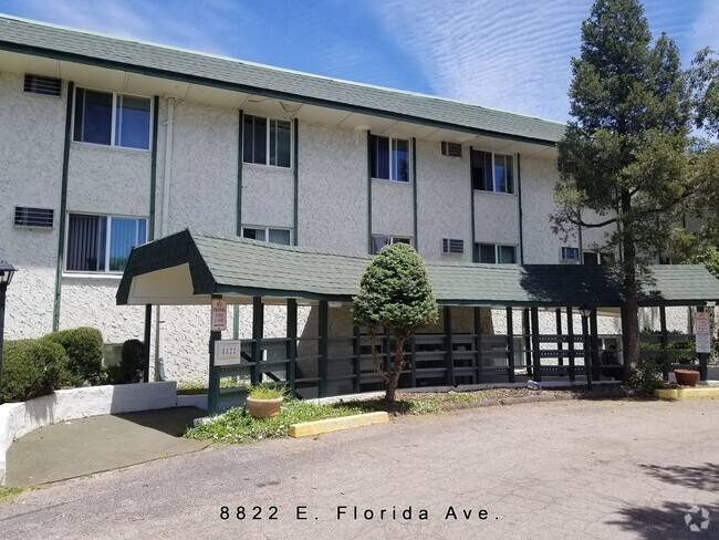 Building Photo - Great location off Leetsdale/Parker and Fl... Unit 116 Rental