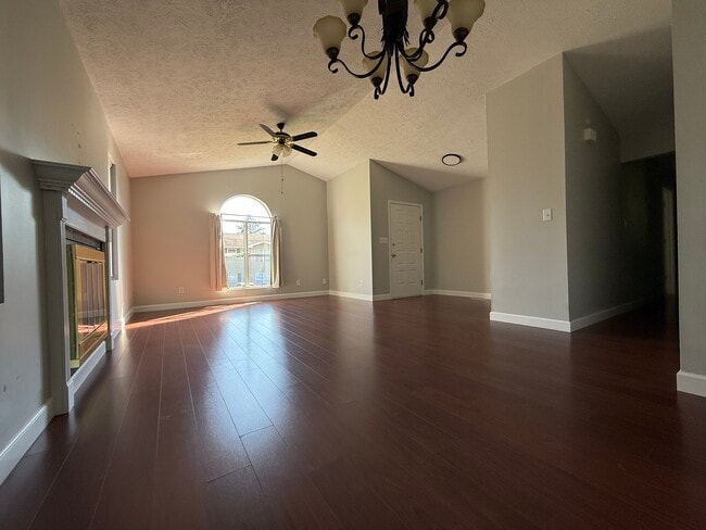 Living room - 733 Riley St