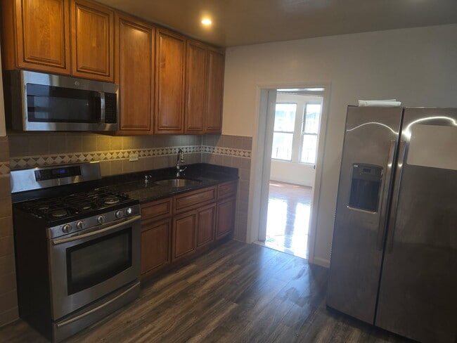 Photo - 188 Hawthorne St