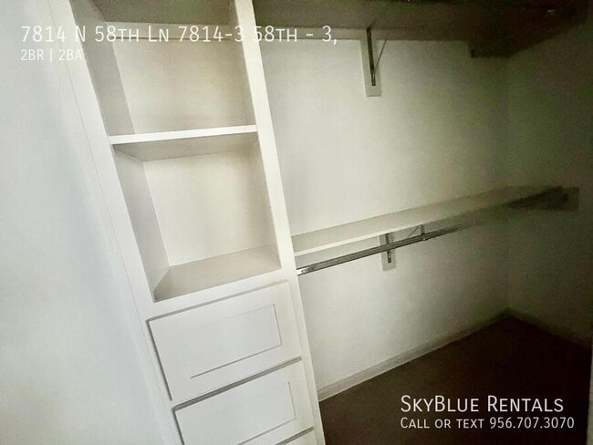 Building Photo - 7814 N 58th Ln Unit 3,