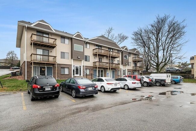 Photo - 11806 Arbor St Unit #5