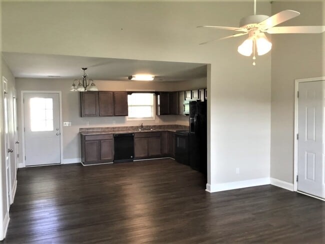 Photo - 6515 Mission Springs Ln