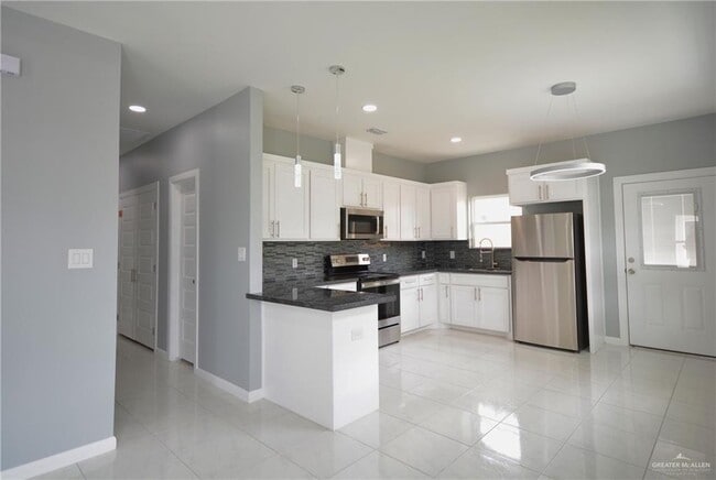 Photo - 7 Angelina Dr Unit 4