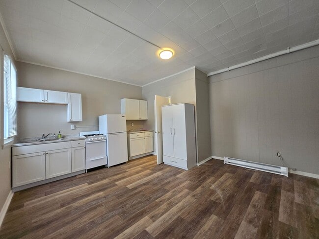 Building Photo - 801 Meigs St Unit 2